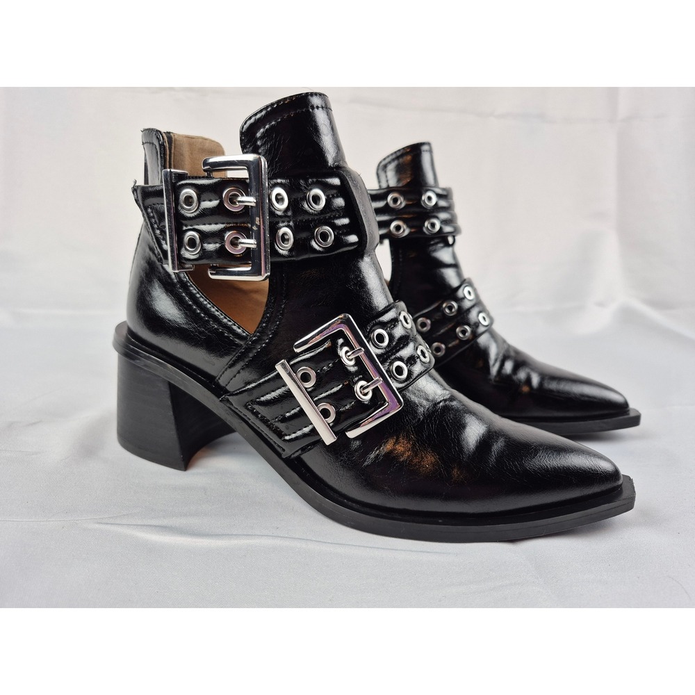 Steve Madden 7.5 Womens Harness Buckle Ankle Boots Black Leather Block Punk y2k